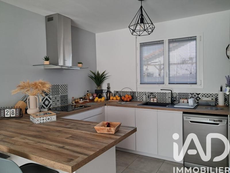 Maison - 90 m² - 4 pièces