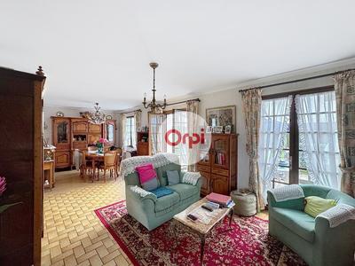 Maison - 87 m² - 5 pièces