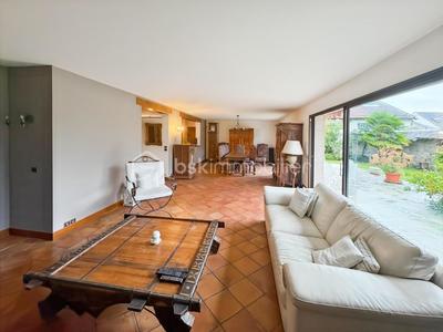 Maison en pierre - 180 m² - 7 pièces