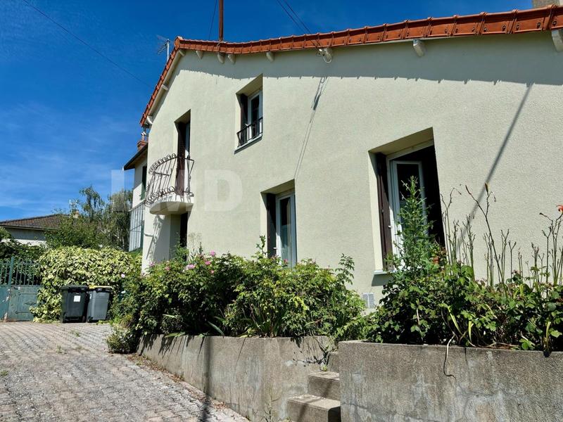 Maison ancienne - 180 m² - 9 pièces