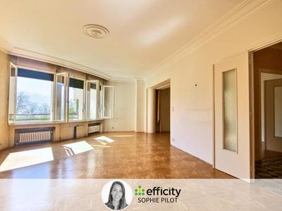 Appartement bourgeois - 148 m² - 3 pièces