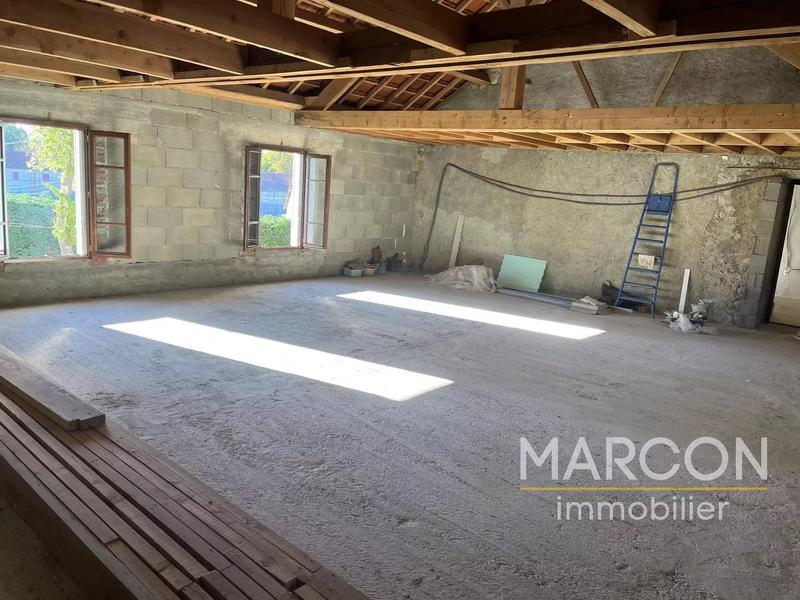 Maison - 157 m² - 3 pièces