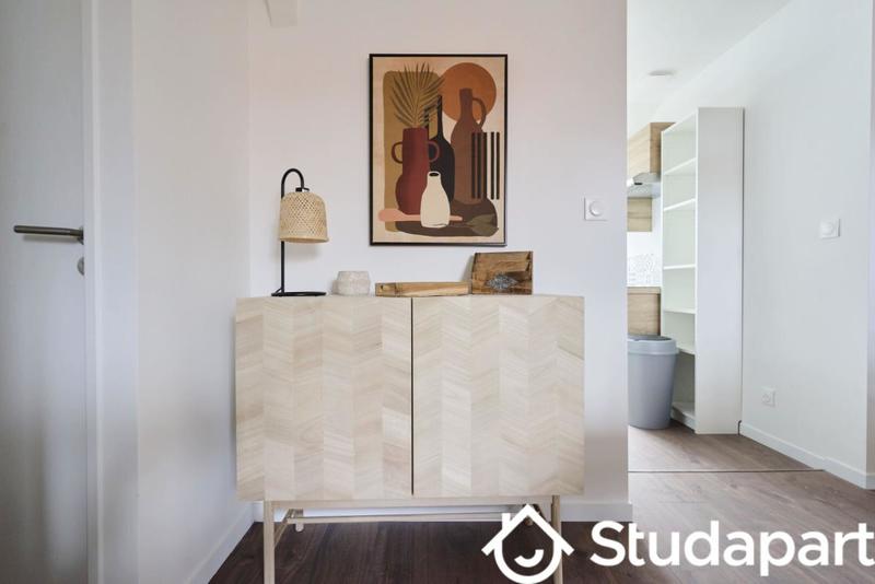 Chambre - 12 m² - 1 pièce