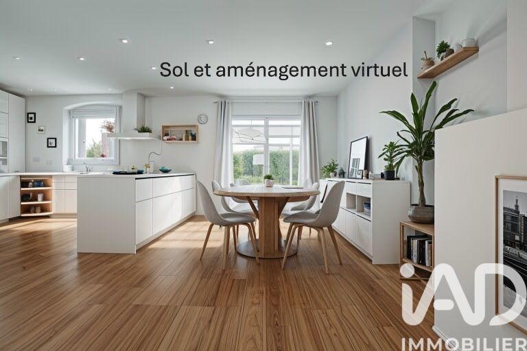 Maison - 93 m² - 5 pièces