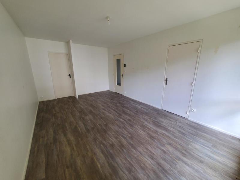 Appartement ancien - 63 m² - 3 pièces