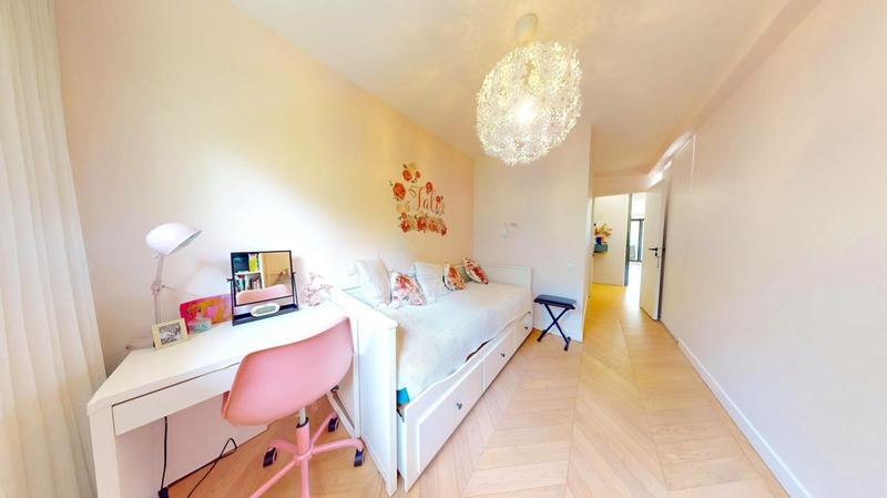 Appartement - 90 m² - 4 pièces