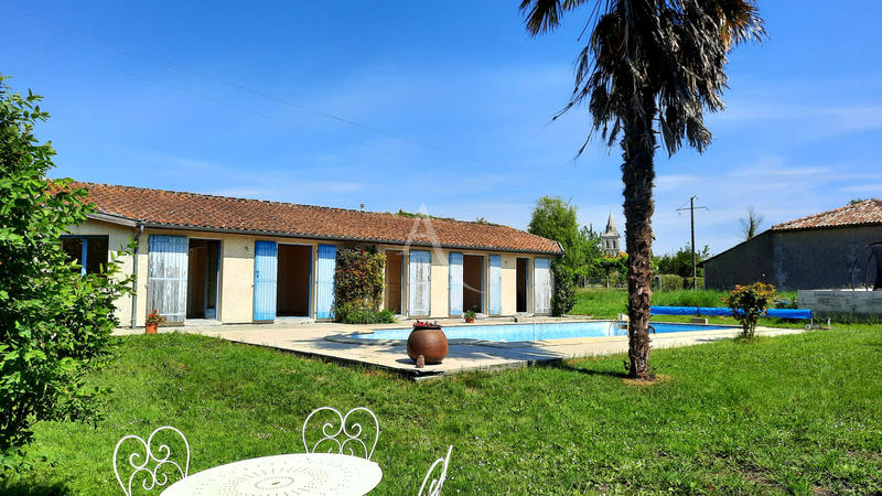 Maison - 137 m² - 5 pièces