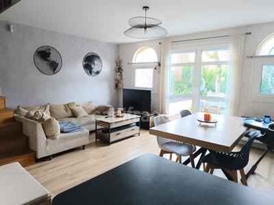 Maison - 130 m² - 4 pièces