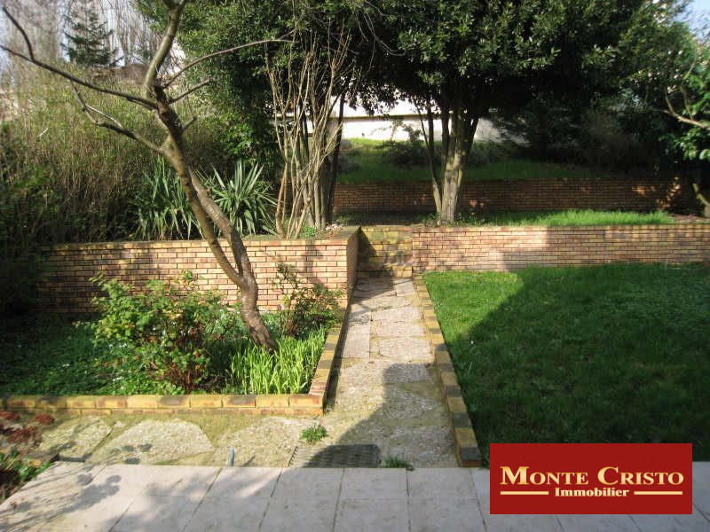 Maison - 93 m² - 5 pièces