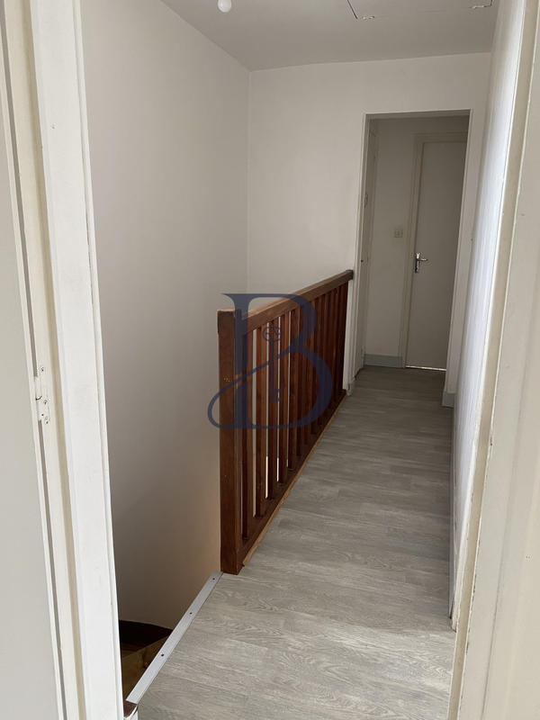 Maison - 83 m² - 5 pièces