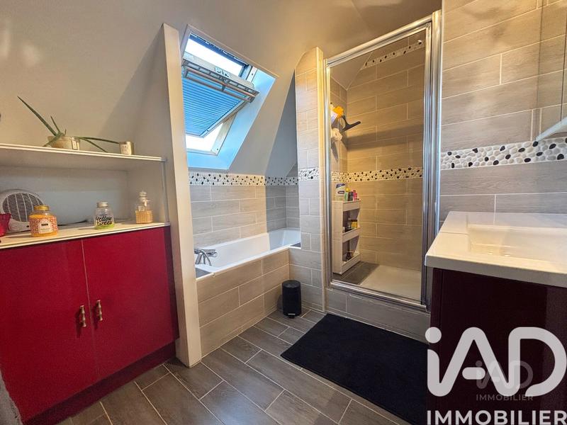 Maison - 110 m² - 4 pièces