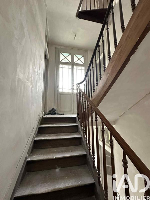 Maison - 192 m² - 6 pièces