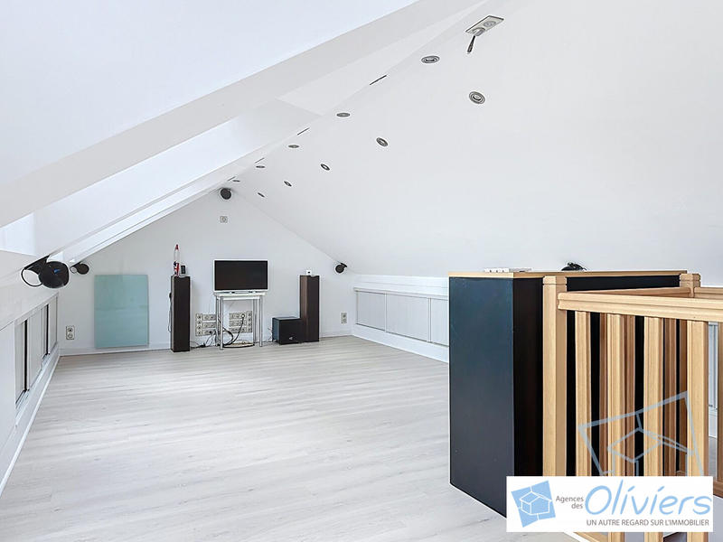 Maison - 152 m² - 7 pièces