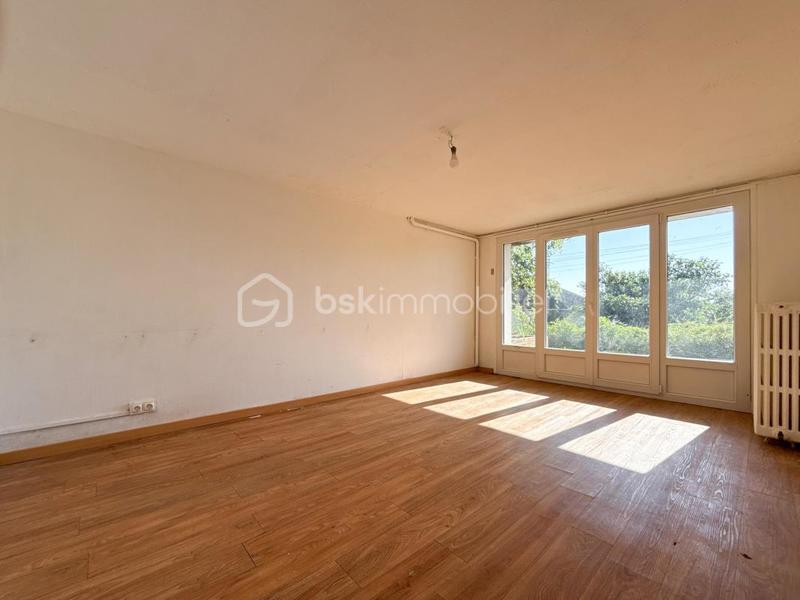 Maison - 141 m² - 7 pièces