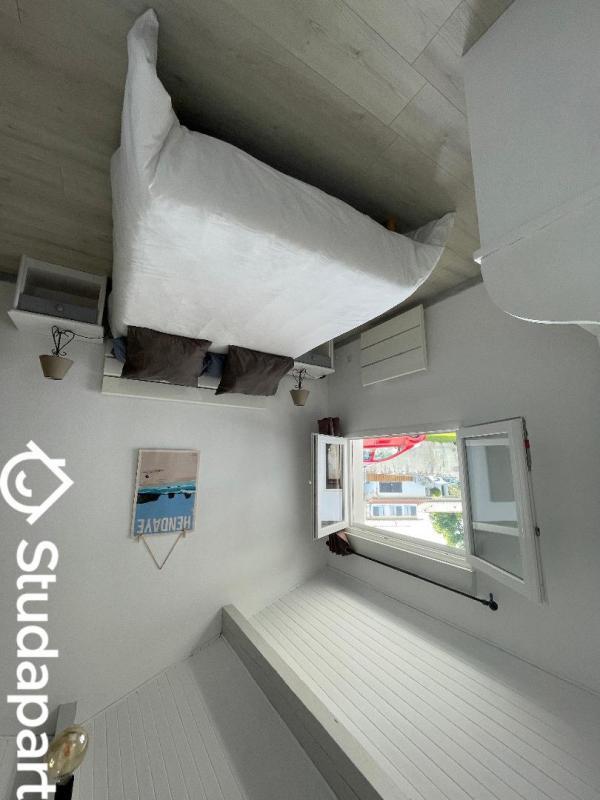 Chambre - 20 m² - 1 pièce