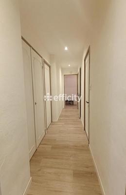 Appartement - 87 m² - 5 pièces