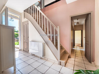 Maison - 142 m² - 6 pièces