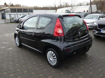 Peugeot 107 1.0 Essence 68cv Filou