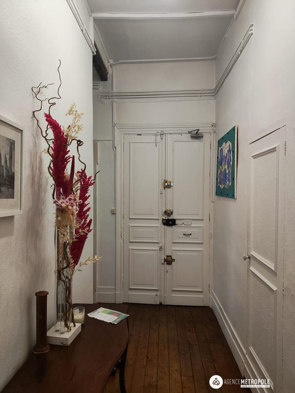 Local d'activités - 90 m² - 4 pièces