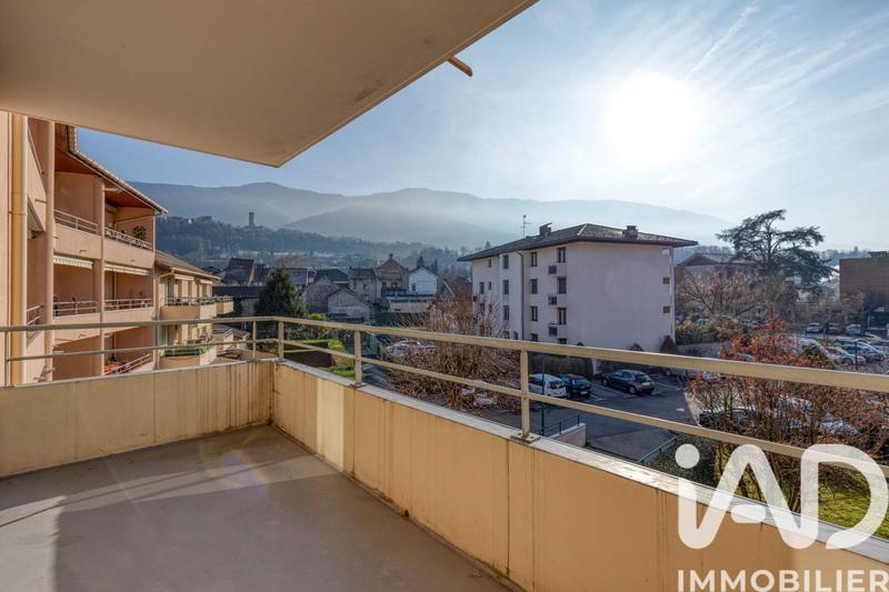 Appartement - 82 m² - 4 pièces