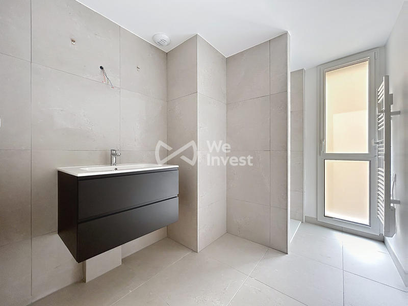 Appartement - 77 m² - 3 pièces