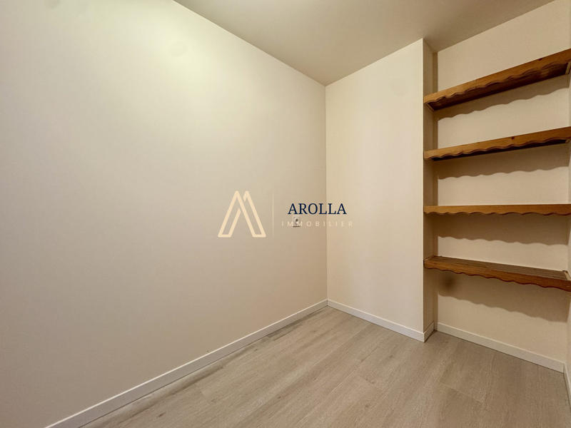 Immeuble - 112 m² - 3 pièces