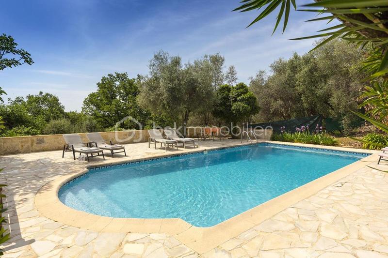 Villa - 187 m² - 6 pièces