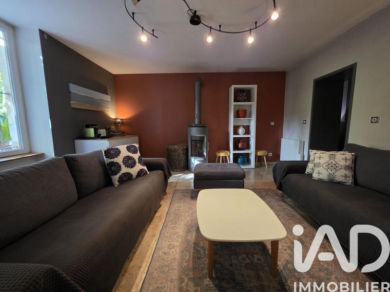 Maison - 180 m² - 5 pièces