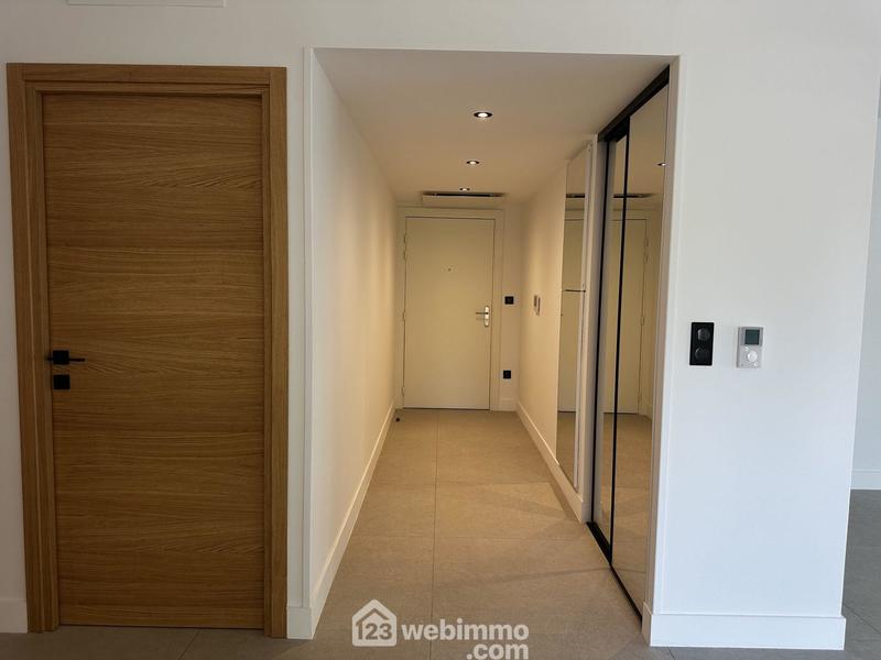 Appartement - 85 m² - 3 pièces