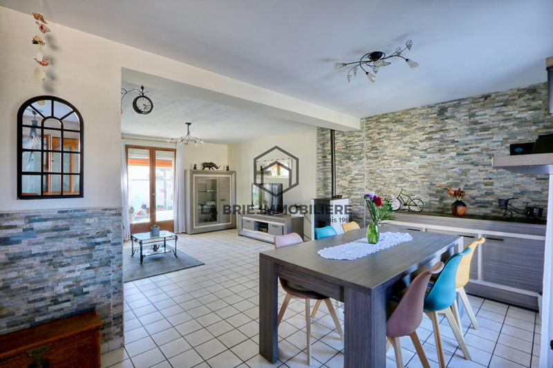 Maison - 117 m² - 7 pièces