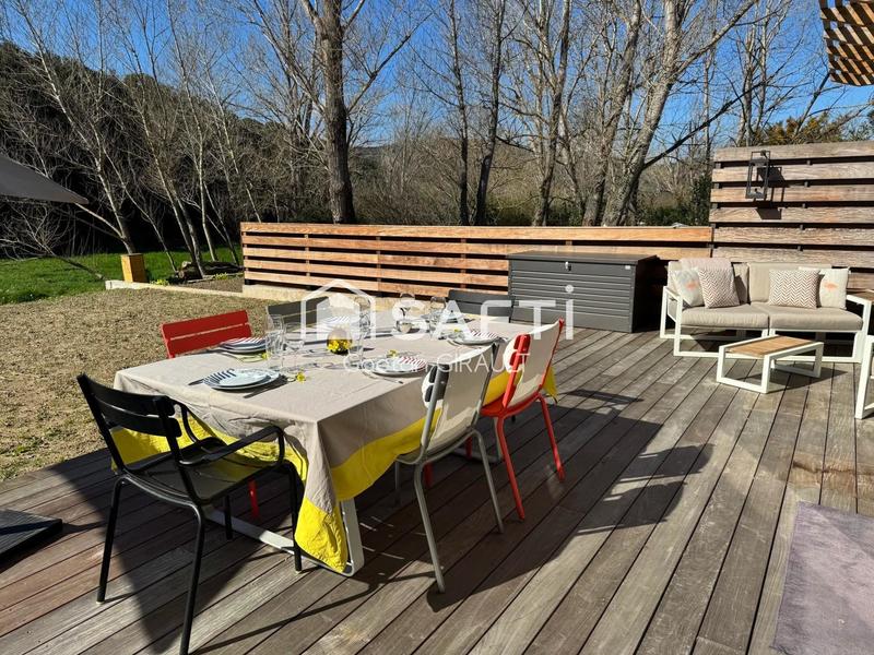 Maison - 95 m² - 4 pièces