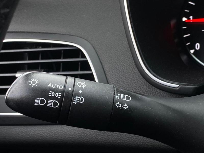 Renault Mégane Business 1.5dci 115cv Carplay/Camera/Gps/Radars Av-Ar