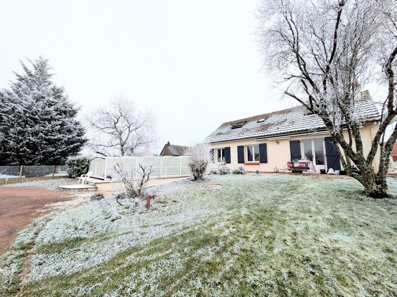 Maison - 137 m² - 5 pièces