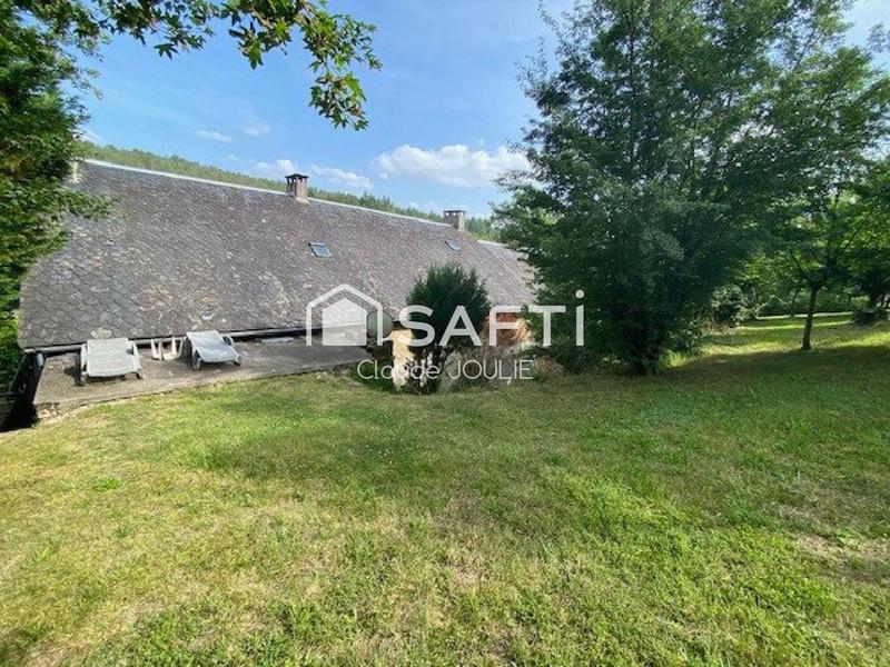 Maison - 220 m² - 10 pièces