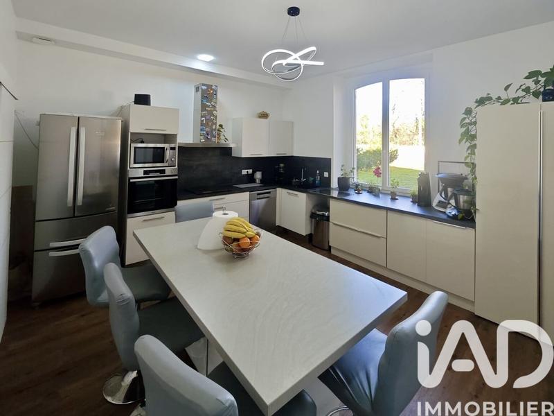 Maison - 107 m² - 4 pièces