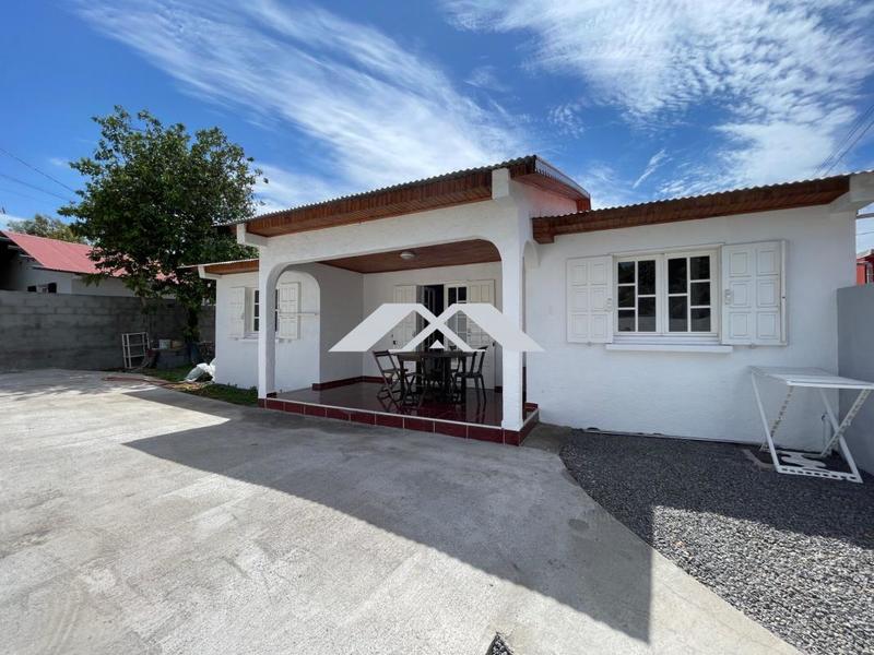 Maison - 96 m² - 4 pièces