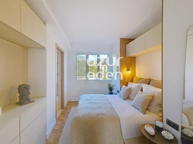 Appartement - 100 m² - 4 pièces