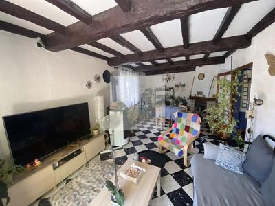 Maison - 187 m² - 8 pièces