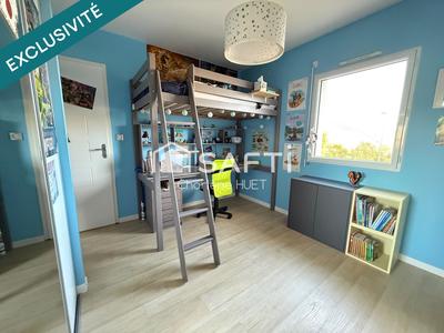 Maison - 92 m² - 4 pièces