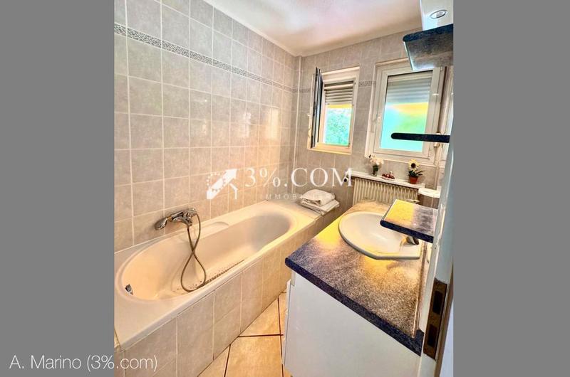 Demeure - 140 m² - 6 pièces