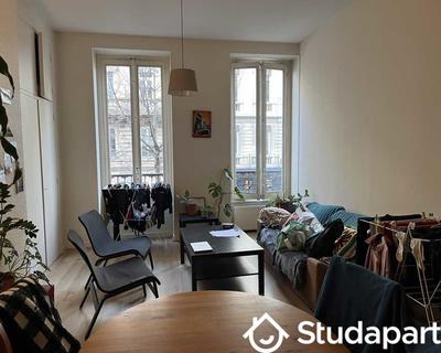 Chambre - 55 m² - 1 pièce