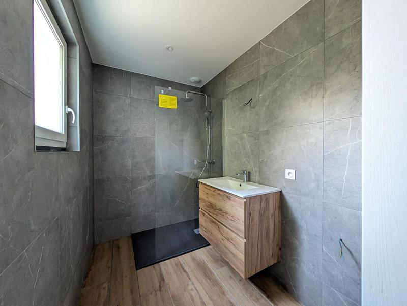 Maison - 175 m² - 6 pièces