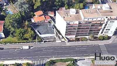 Local commercial - 210 m²