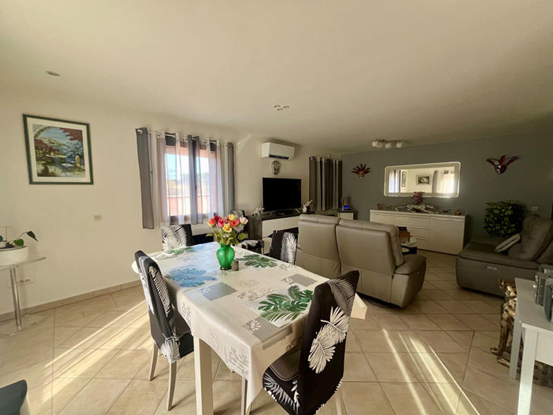 Villa - 117 m² - 4 pièces