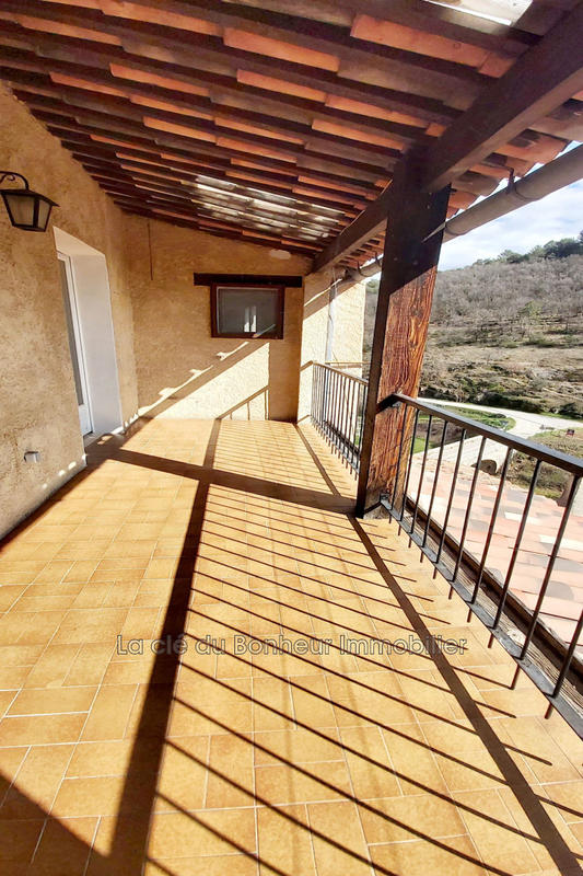 Appartement - 93 m² - 5 pièces