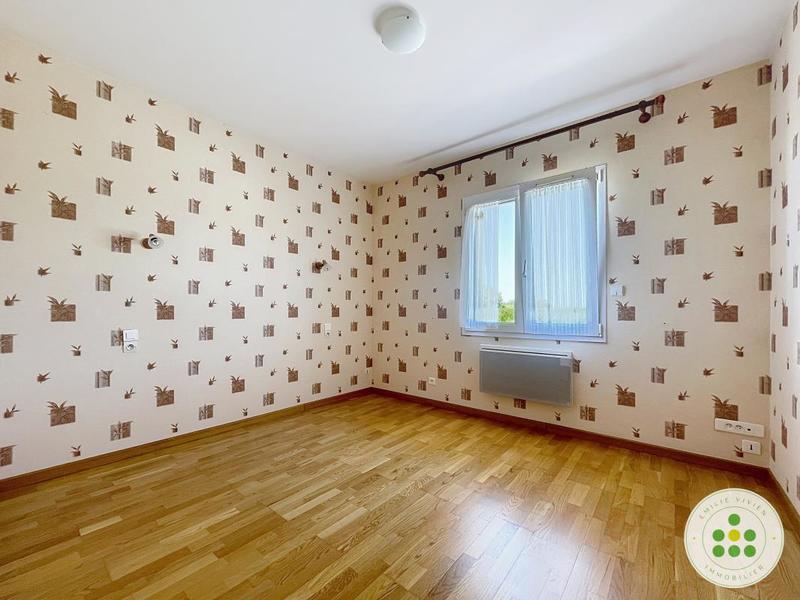Maison - 208 m² - 9 pièces