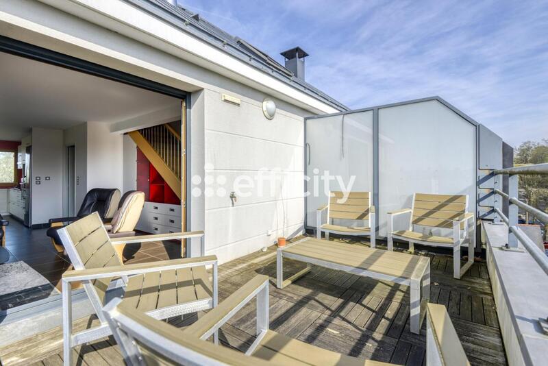 Appartement - 103 m² - 6 pièces