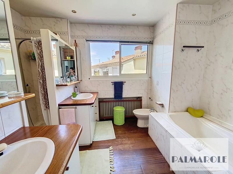 Maison de ville - 228 m² - 6 pièces