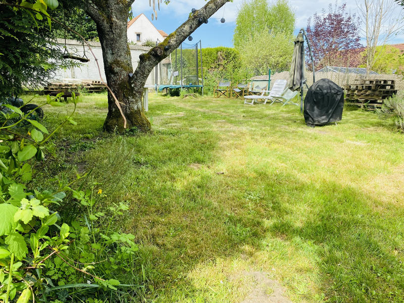 Maison - 90 m² - 5 pièces