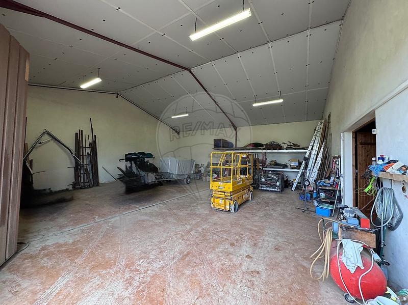 Maison - 183 m² - 8 pièces